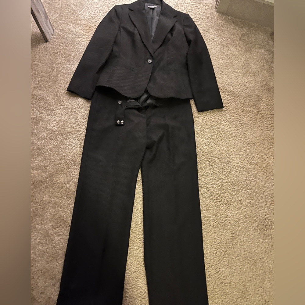 Ann Taylor suit size 10